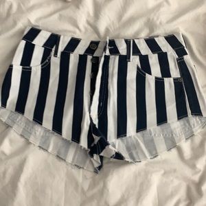 Farm stripped shorts